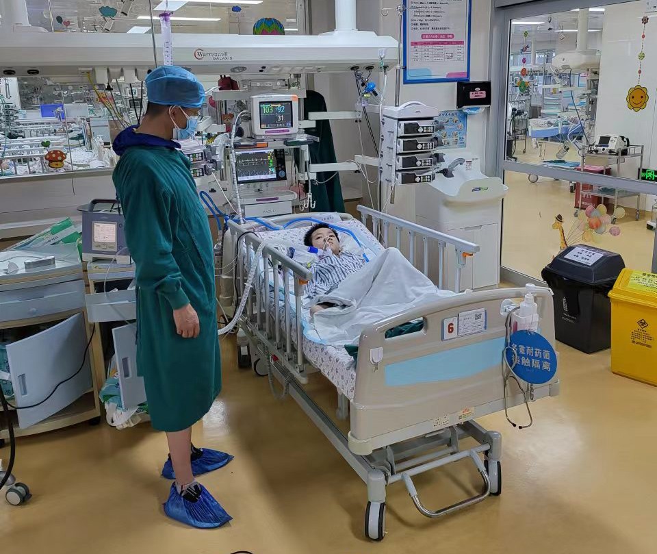 惠来县跨省救护车出租公司